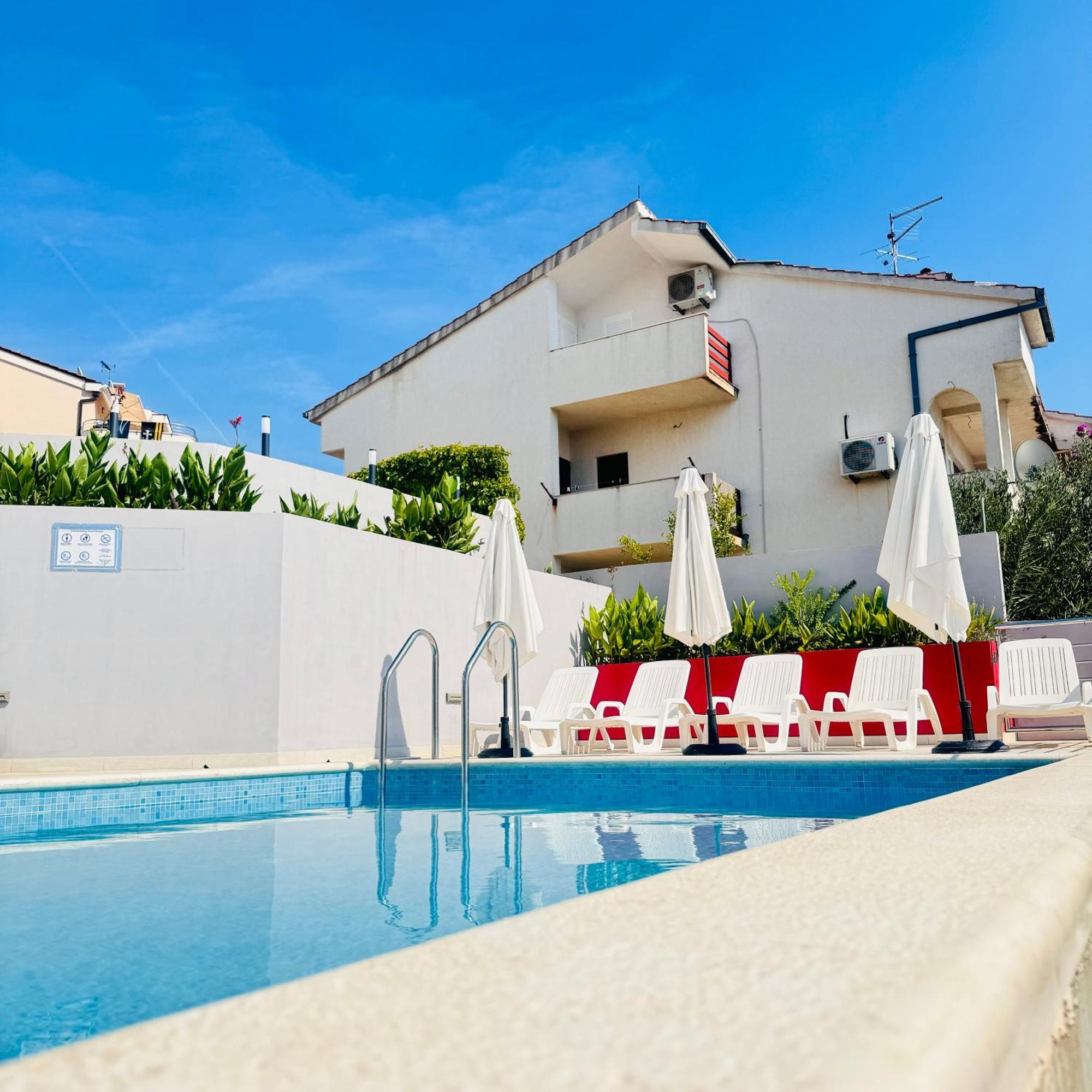 Luxury Apartments Villa Lenka Podstrana Exterior photo
